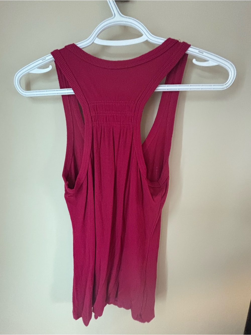 bebe Red/Pink Rhinestone Logo Ribbed Tank Top | Y2K | Size M - Picture 4 of 4
